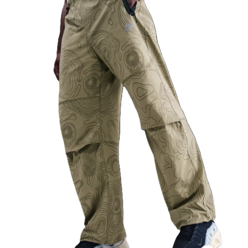 Nike Men's Tech  Open-Hem Woven Pants Brown IM7838-276 Medium